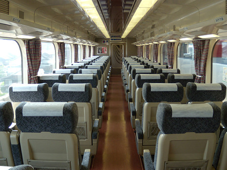 1019F車内