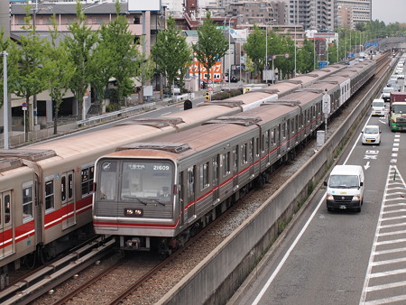 大阪市営地下鉄20系 北大阪急行線桃山台~千里中央