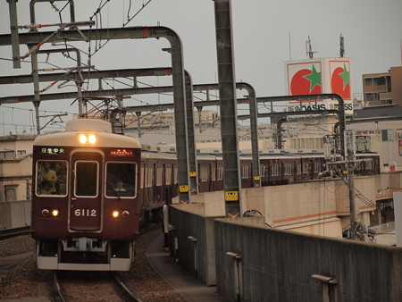 阪急6000系特急日生エクスプレス 阪急宝塚線豊中駅