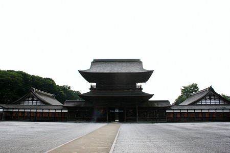 瑞龍寺　　富山県高岡・国宝