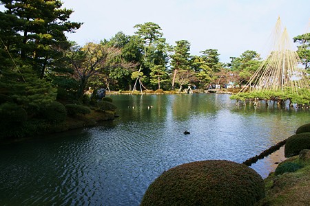 お正月の兼六園・霞が池