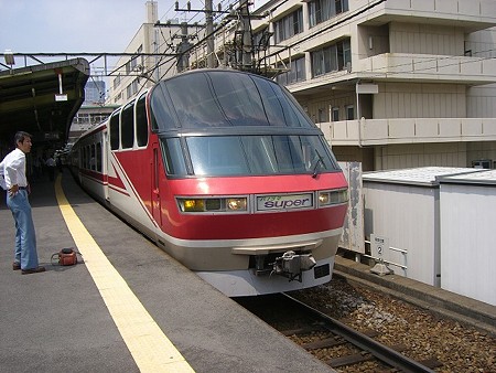 1012(518)s