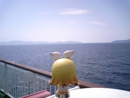 リン:「九州大陸が見えてきたゅ!!」