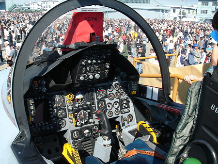 休日限定 希少デッド航空自衛隊JASDF Ｆ15Ｊイーグルコックピット