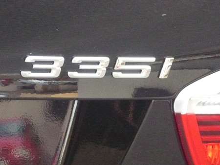 ３３５i