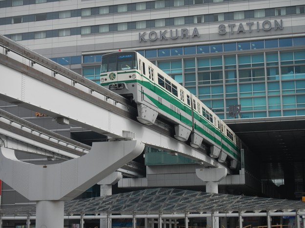 Kitakyushu Monorail 1404 @ Kokura
